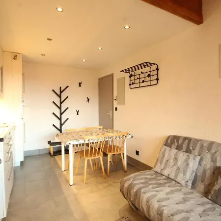 Apartment Renove 2 Pieces, 6 Personnes, Pied Des Pistes, Proche Commerces Et Services, Parking Inclus - Fr-1-572-132 *